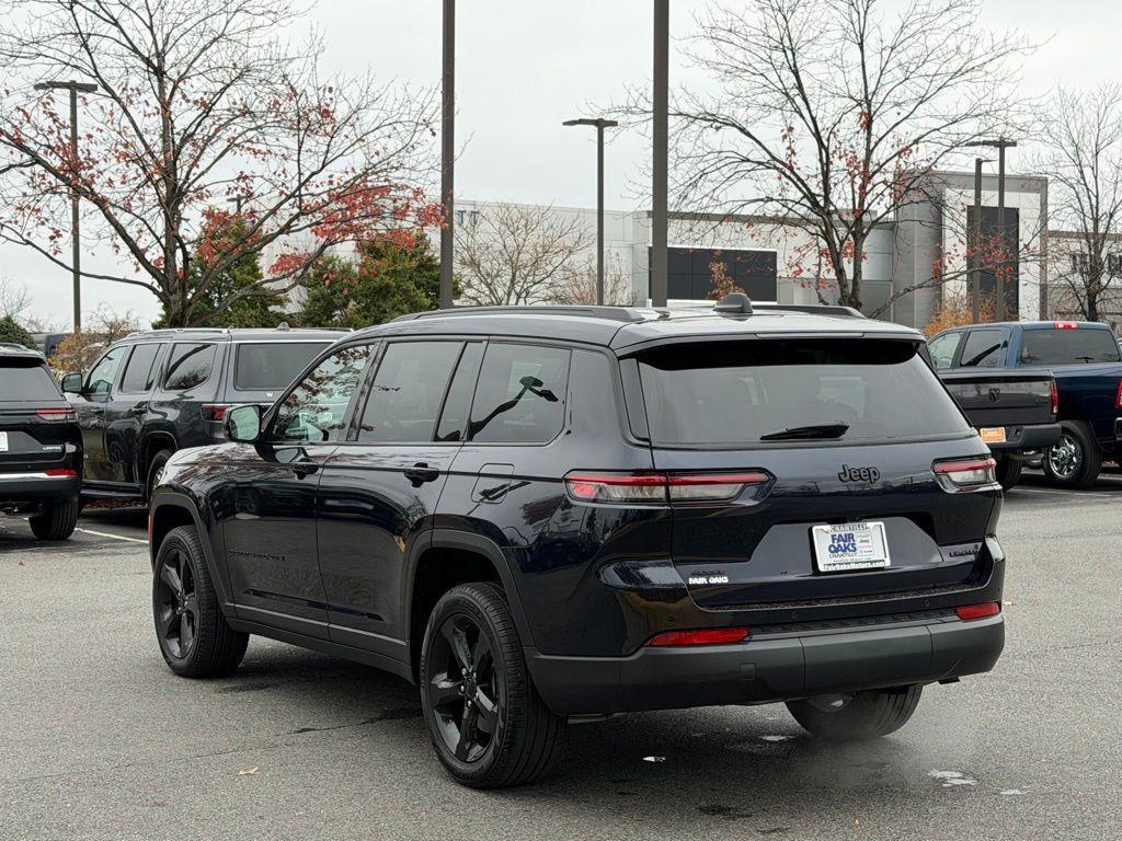 new 2024 Jeep Grand Cherokee L car, priced at $38,924