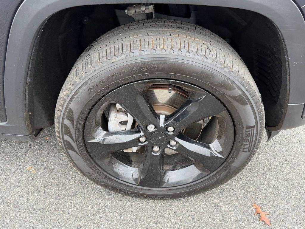 new 2024 Jeep Grand Cherokee L car, priced at $38,924