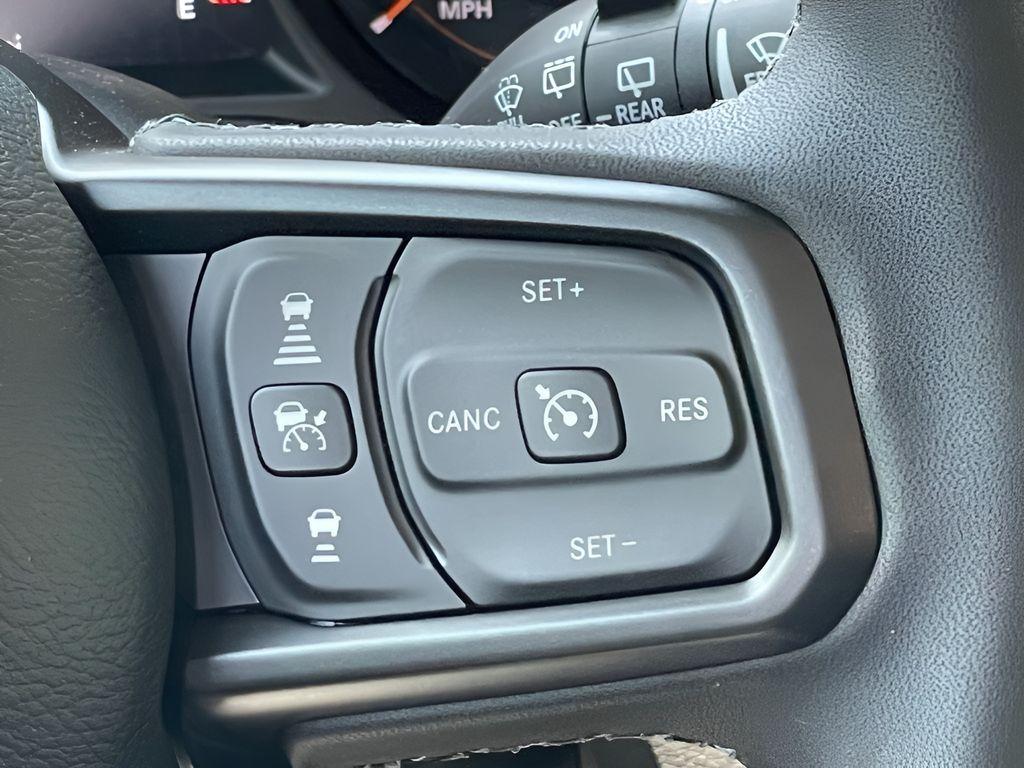 new 2025 Jeep Wrangler car, priced at $55,365