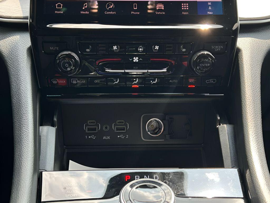 new 2025 Jeep Grand Cherokee L car, priced at $47,285