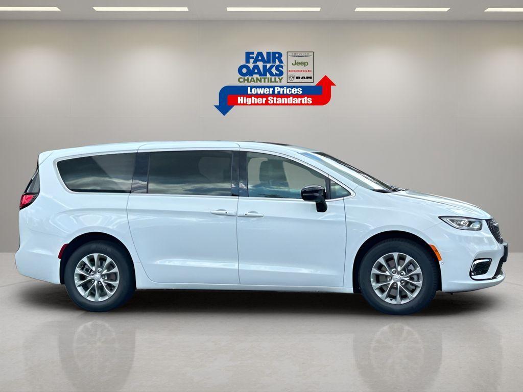 new 2026 Chrysler Pacifica car, priced at $47,600