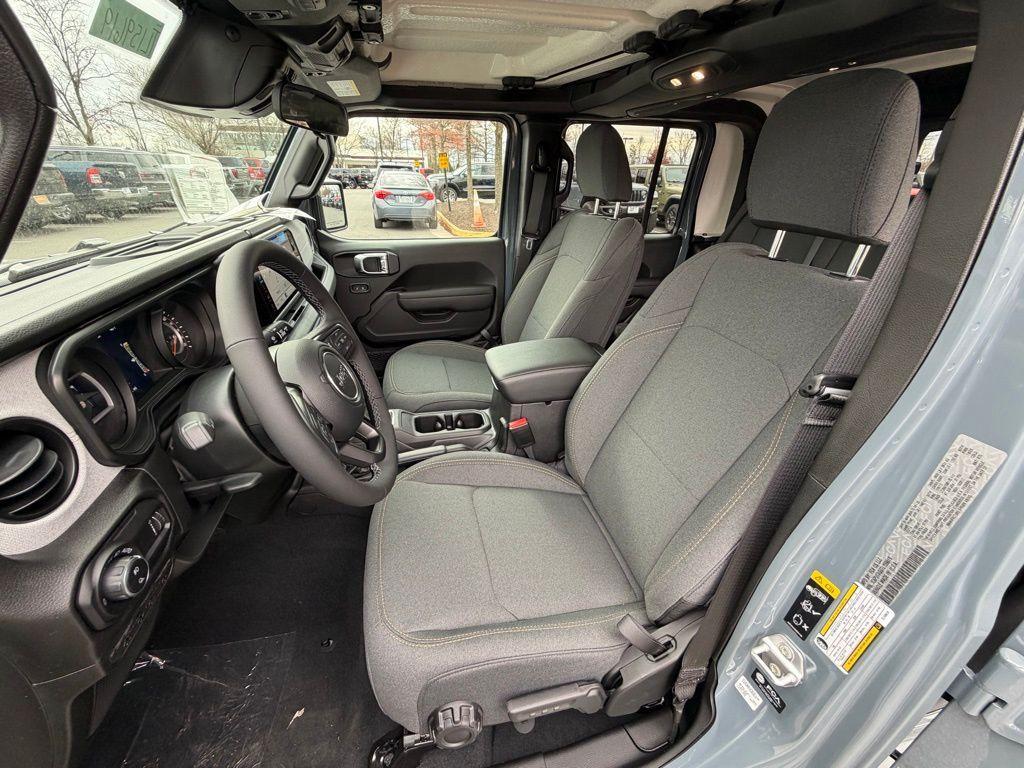 new 2026 Jeep Gladiator car, priced at $52,115