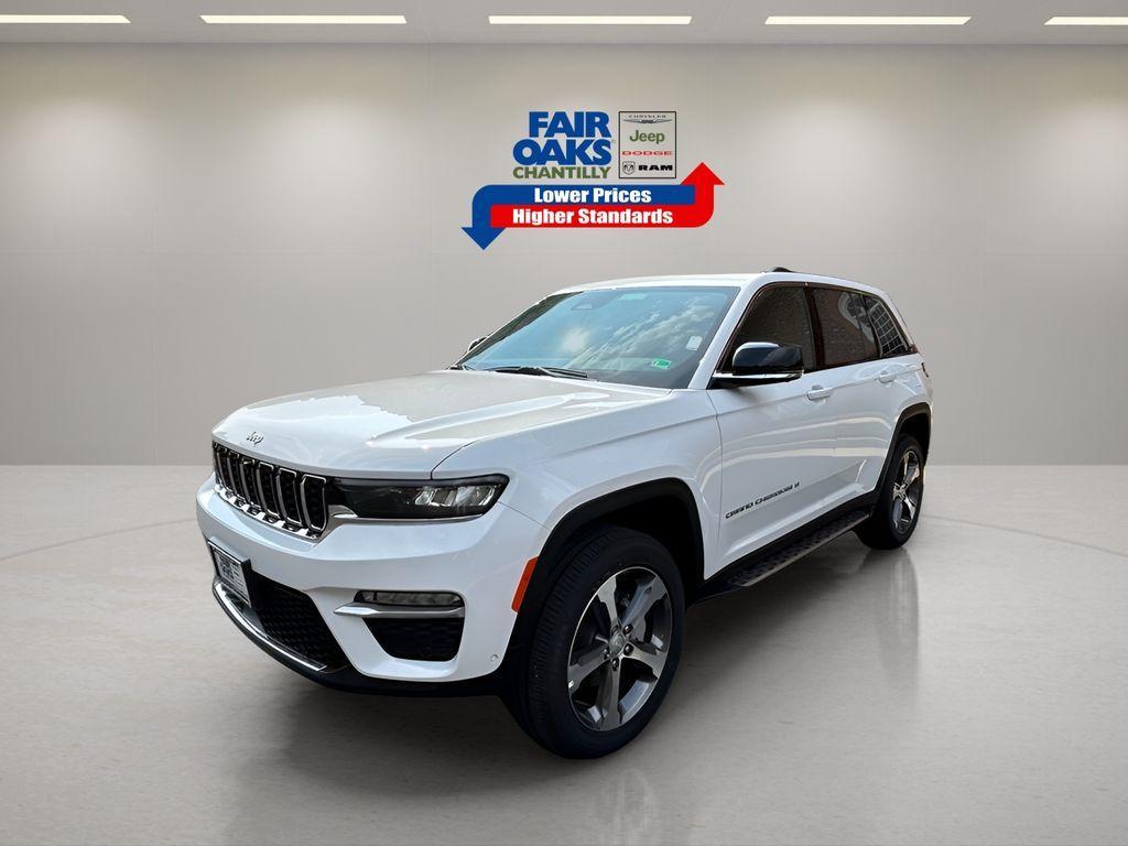 new 2025 Jeep Grand Cherokee car, priced at $51,897