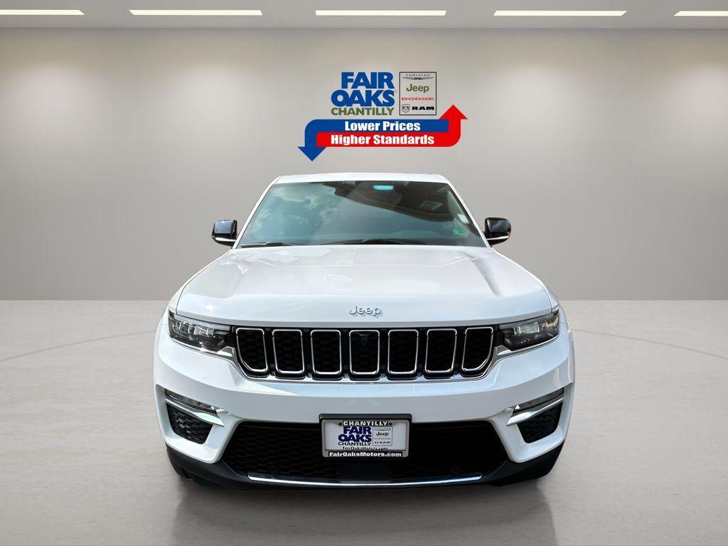 new 2025 Jeep Grand Cherokee car, priced at $51,897