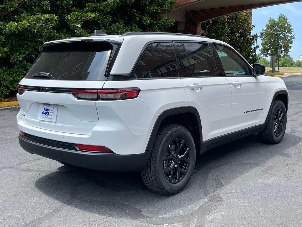 new 2025 Jeep Grand Cherokee car