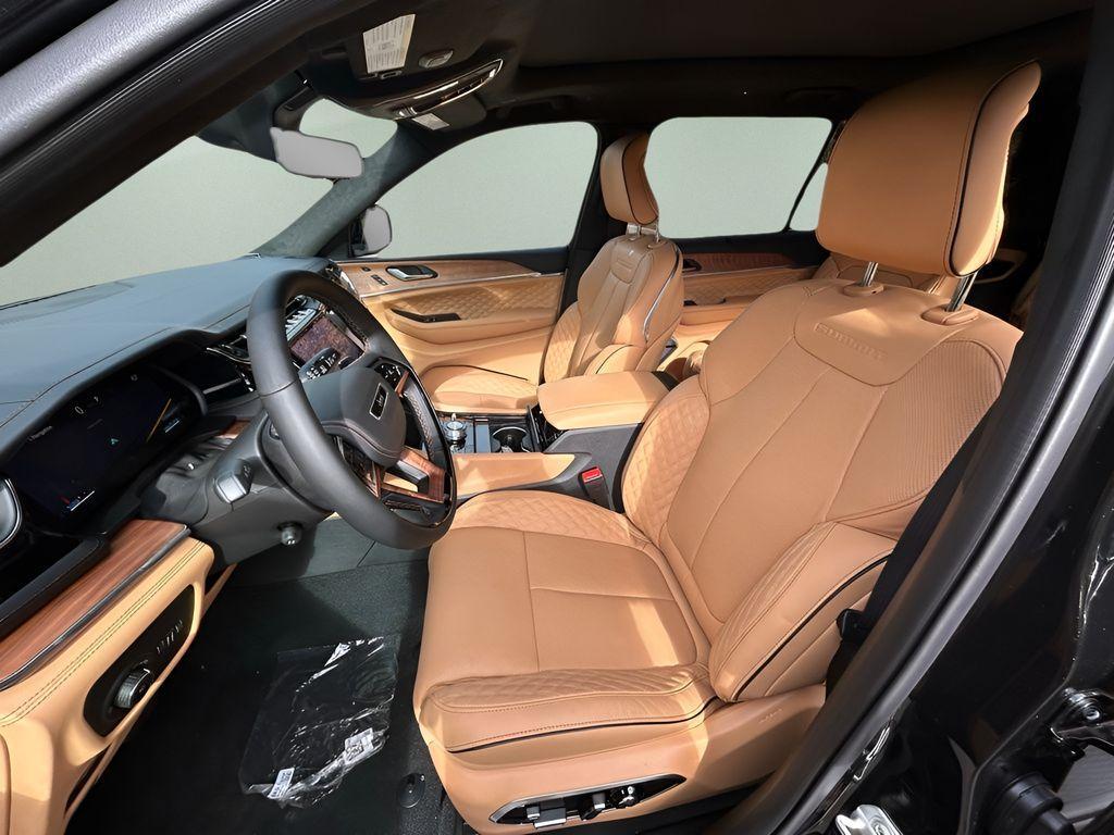 new 2025 Jeep Grand Cherokee L car, priced at $63,871