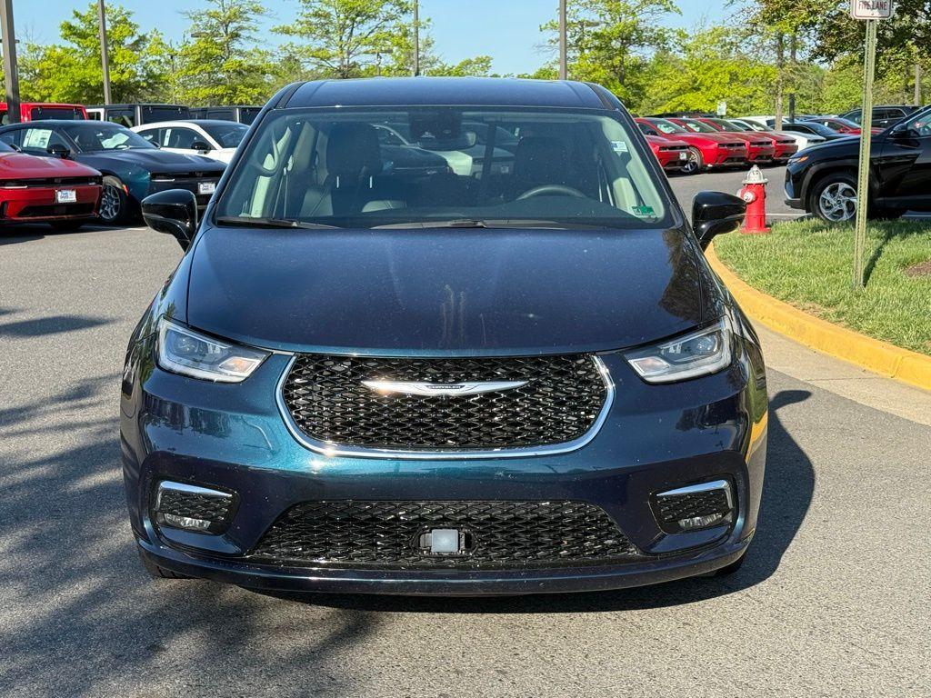 used 2024 Chrysler Pacifica car, priced at $28,501