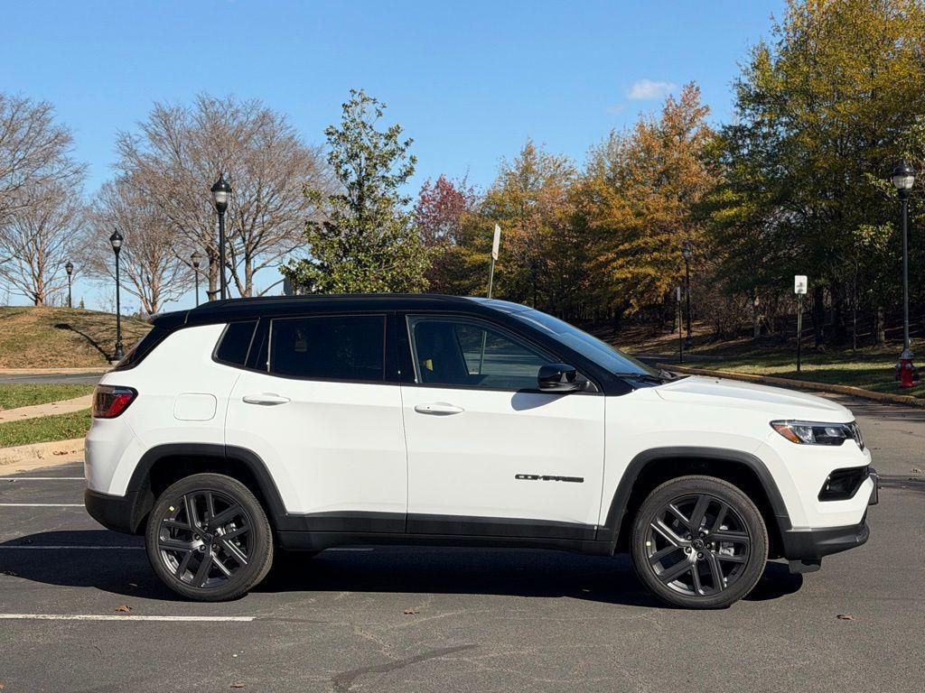 new 2026 Jeep Compass car, priced at $34,636