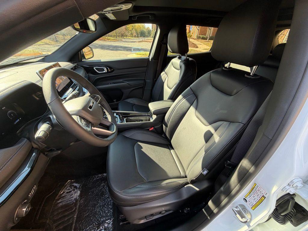 new 2026 Jeep Compass car, priced at $34,636
