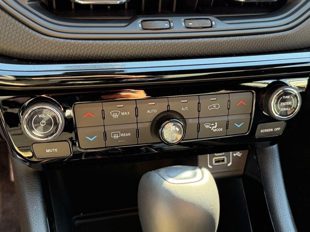 new 2026 Jeep Compass car, priced at $34,636