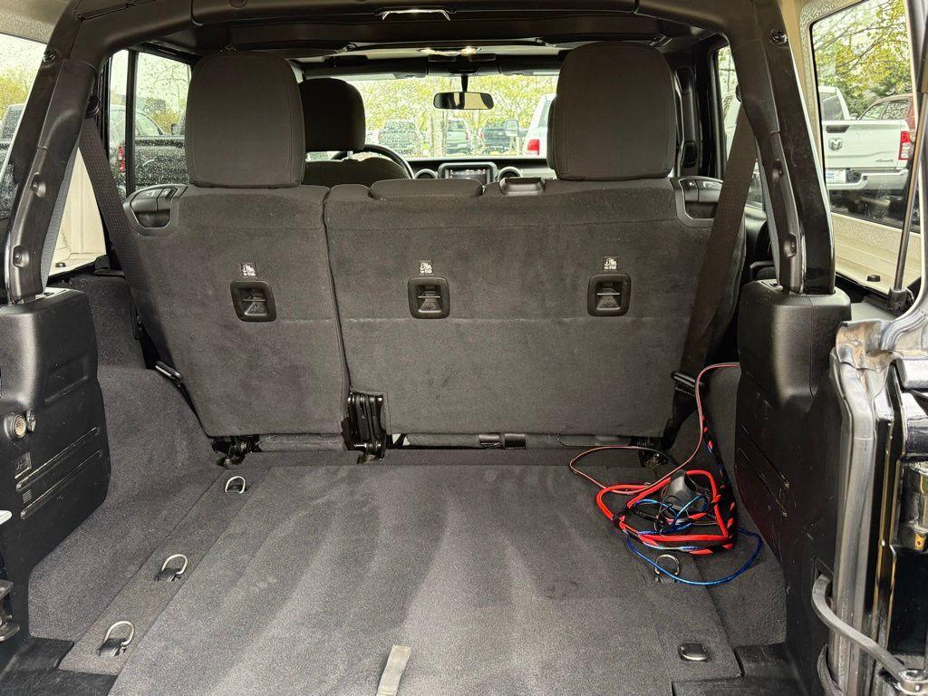 used 2021 Jeep Wrangler Unlimited car, priced at $28,879