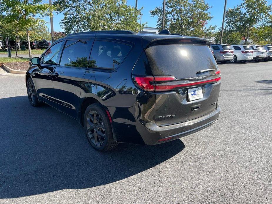 used 2023 Chrysler Pacifica car, priced at $43,995