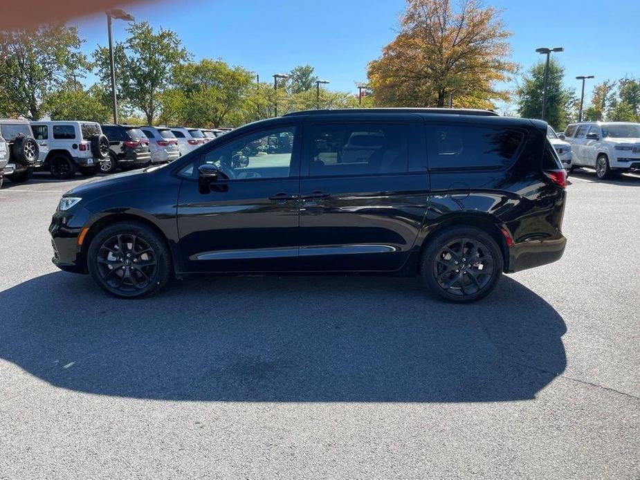 used 2023 Chrysler Pacifica car, priced at $43,995