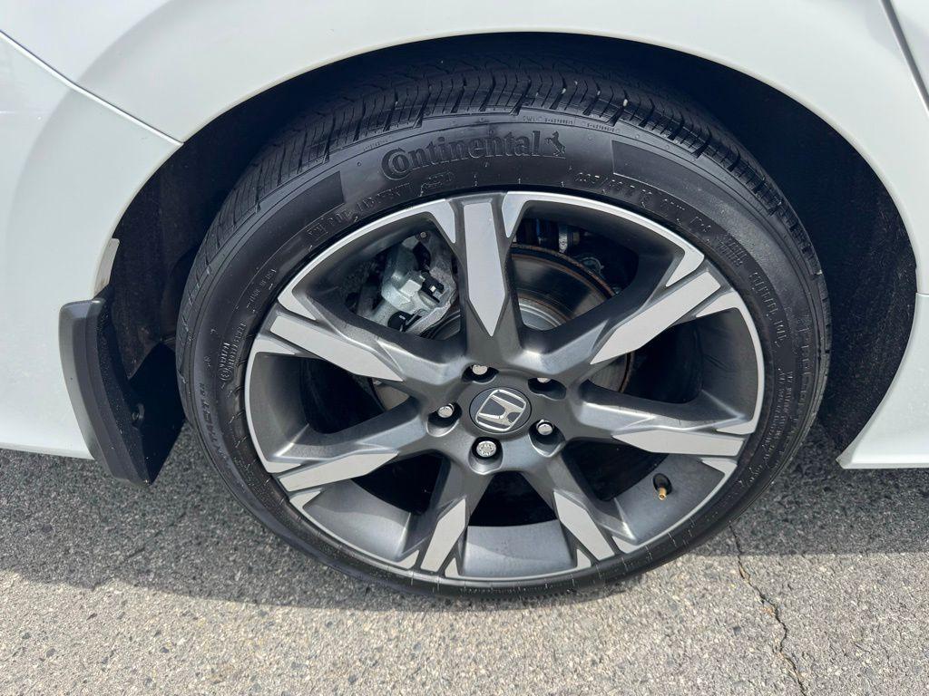 used 2025 Honda Civic Hybrid car, priced at $27,276