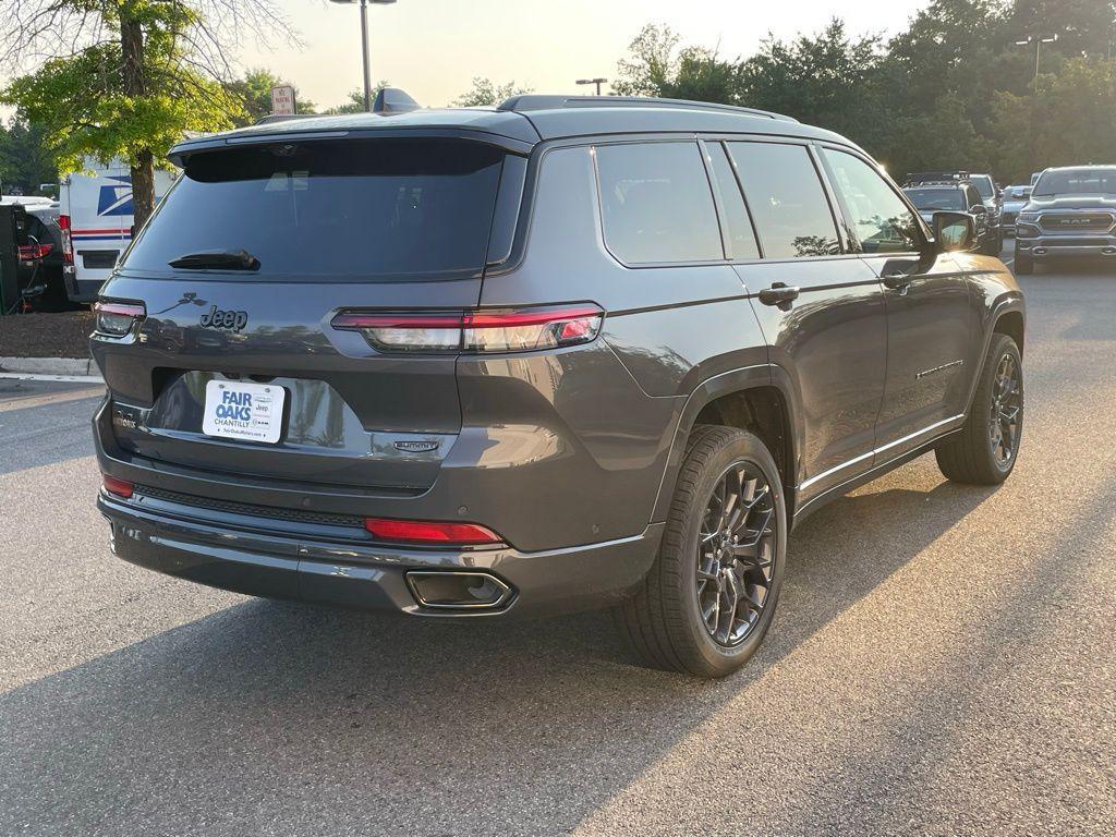 new 2025 Jeep Grand Cherokee L car, priced at $70,246
