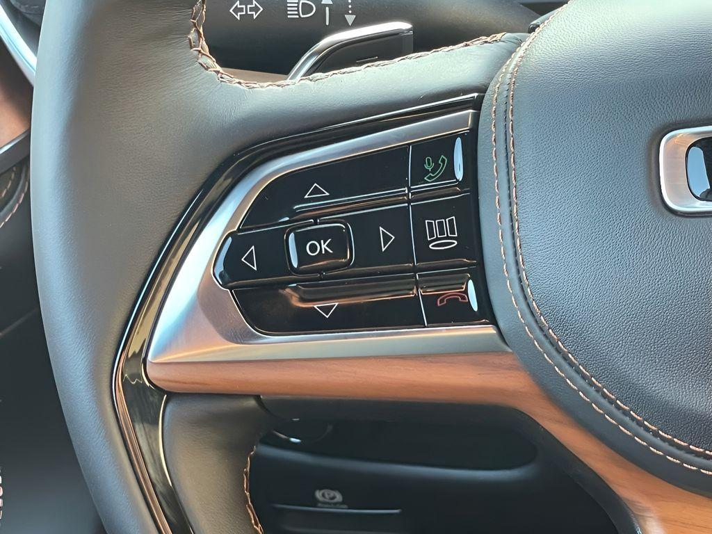 new 2025 Jeep Grand Cherokee L car, priced at $71,246
