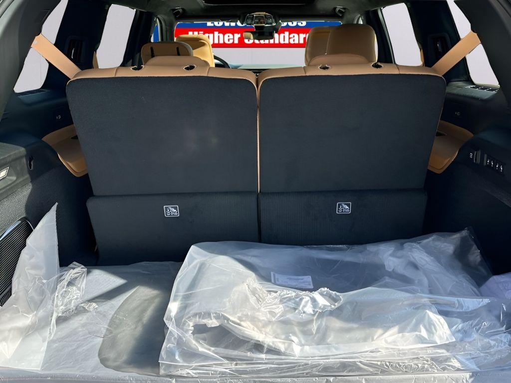 new 2025 Jeep Grand Cherokee L car, priced at $69,243