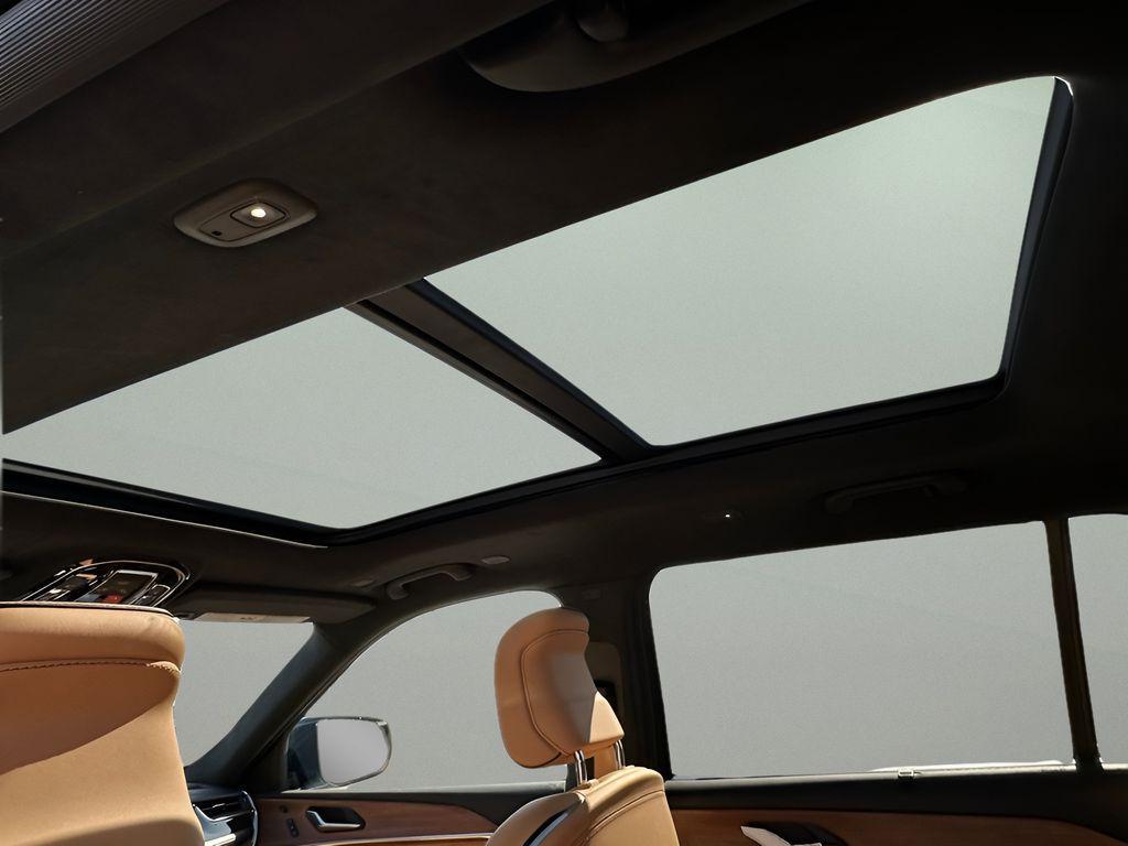 new 2025 Jeep Grand Cherokee L car, priced at $71,728