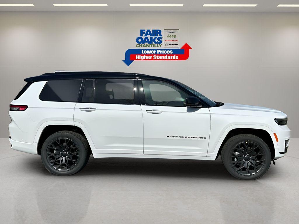 new 2025 Jeep Grand Cherokee L car, priced at $71,728