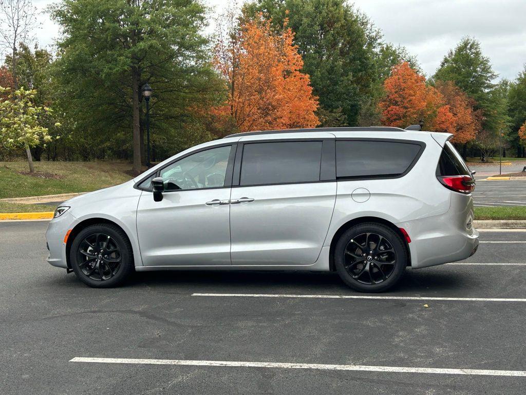 new 2026 Chrysler Pacifica car, priced at $50,680