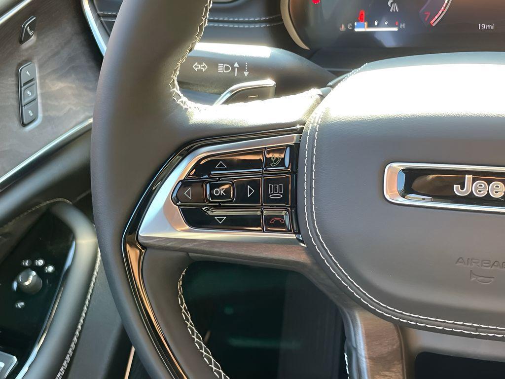 new 2025 Jeep Grand Cherokee L car, priced at $55,785
