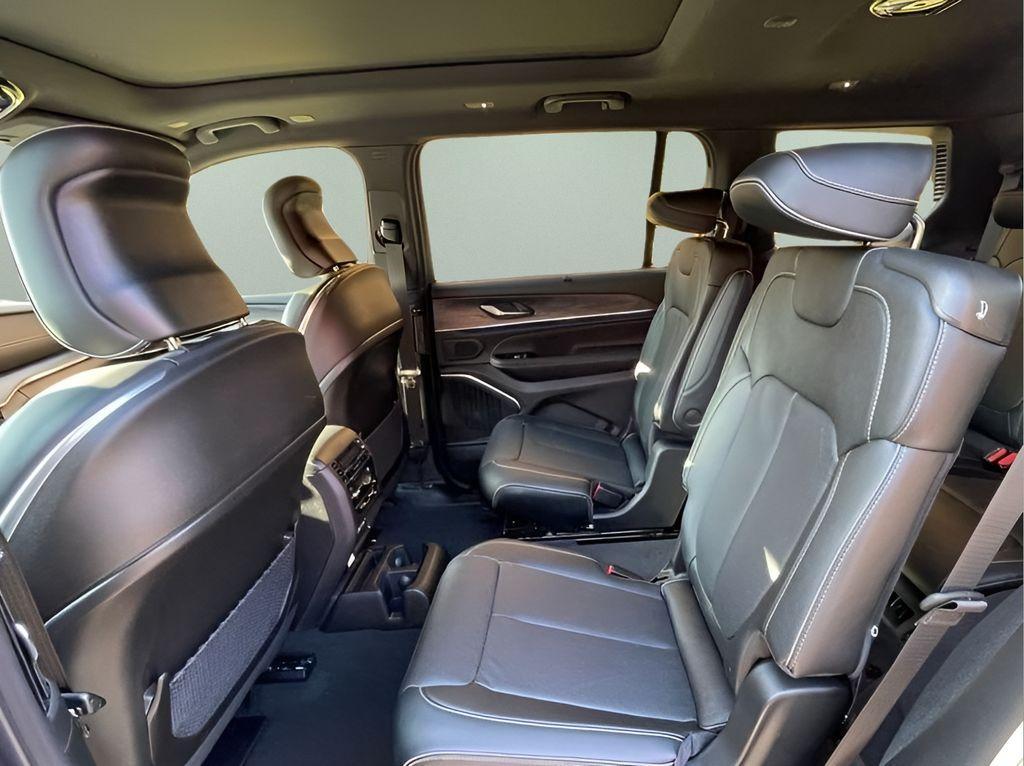 new 2025 Jeep Grand Cherokee L car, priced at $57,785
