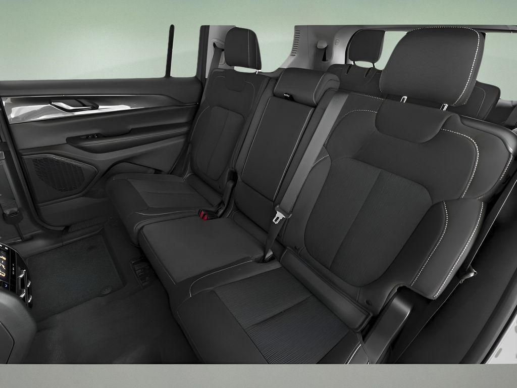 new 2025 Jeep Grand Cherokee L car, priced at $67,198