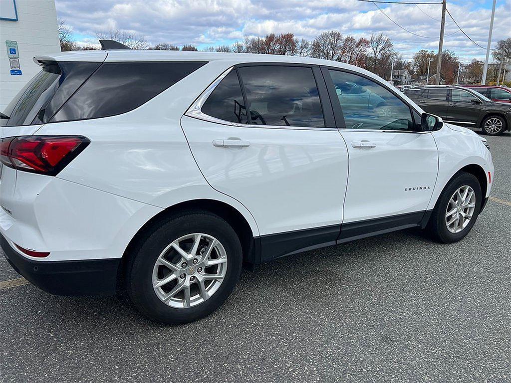 used 2024 Chevrolet Equinox car, priced at $24,400