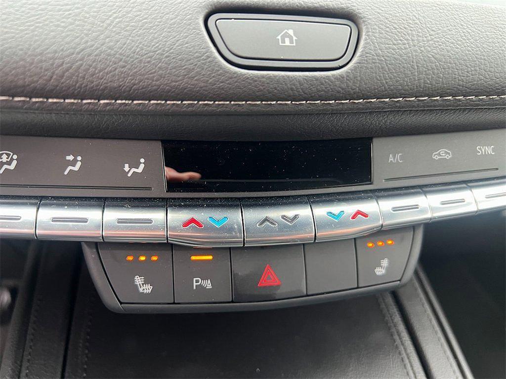 used 2023 Cadillac XT4 car, priced at $31,770