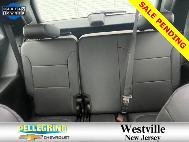 used 2023 Chevrolet Traverse car, priced at $31,000