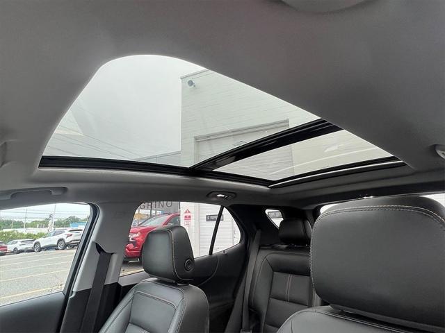 used 2022 Chevrolet Equinox car, priced at $28,888