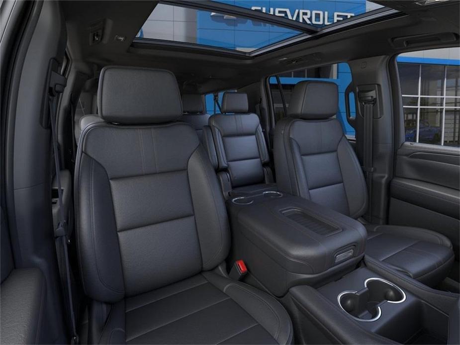 new 2024 Chevrolet Suburban car, priced at $78,105