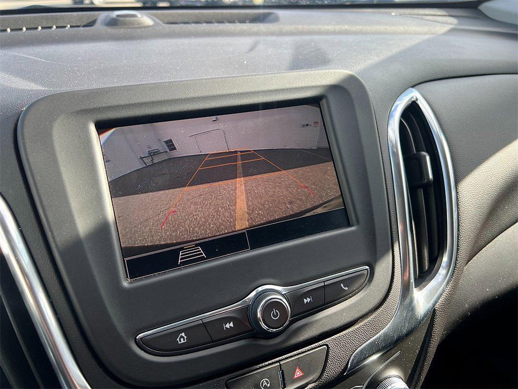 used 2024 Chevrolet Equinox car, priced at $24,400