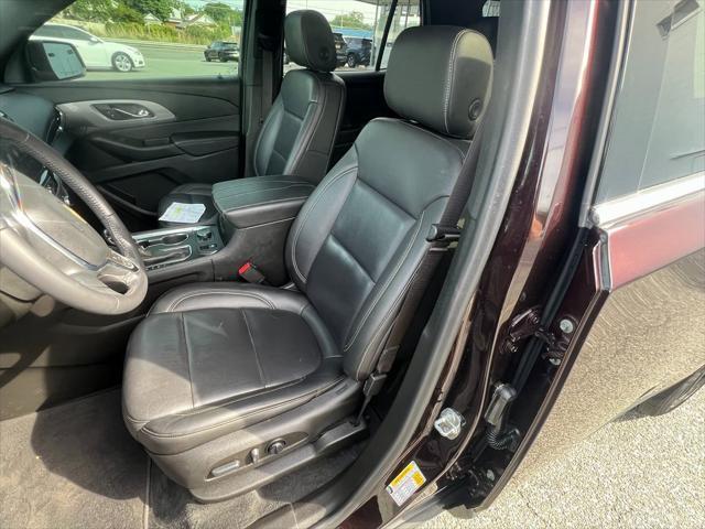 used 2022 Chevrolet Traverse car, priced at $32,000