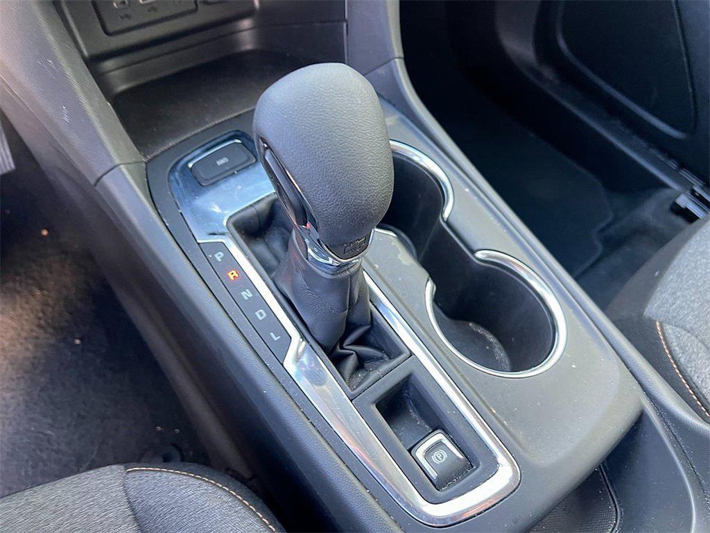 used 2024 Chevrolet Equinox car, priced at $24,400