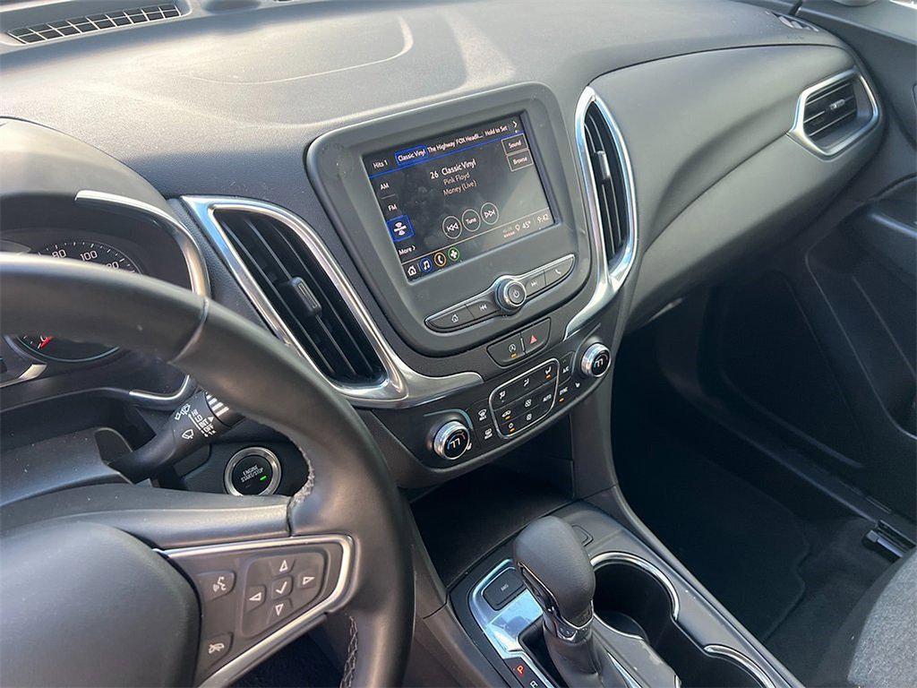 used 2024 Chevrolet Equinox car, priced at $24,400
