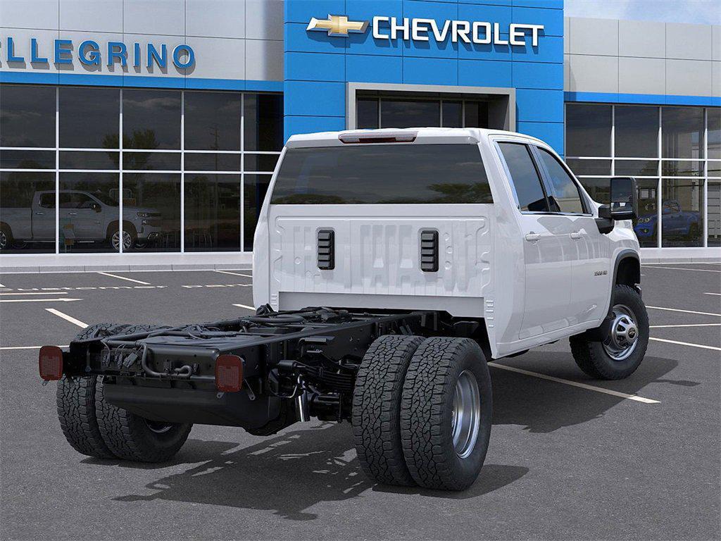 new 2025 Chevrolet Silverado 3500 car, priced at $54,903