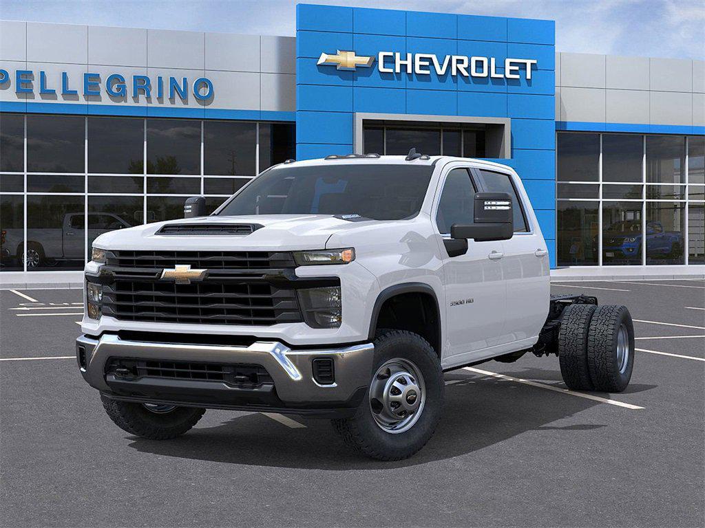 new 2025 Chevrolet Silverado 3500 car, priced at $54,903