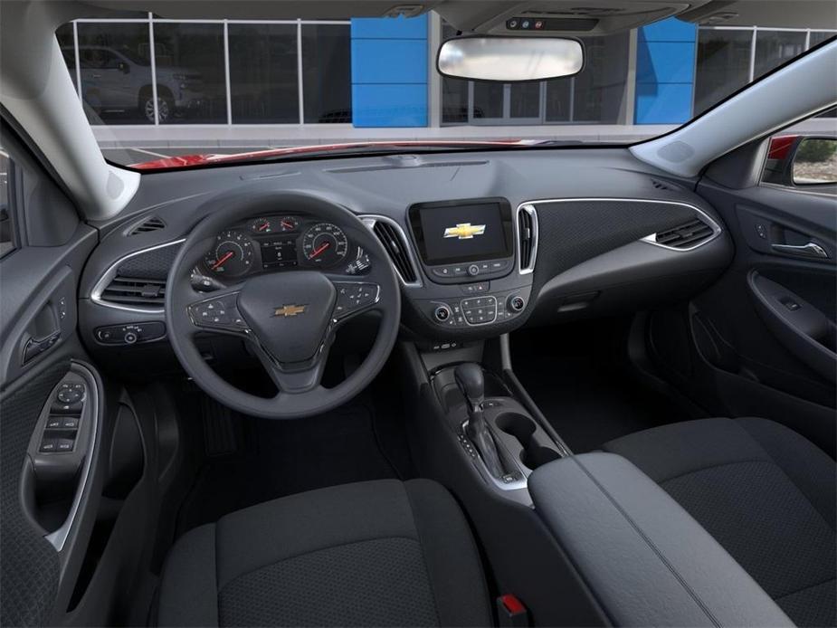 new 2024 Chevrolet Malibu car, priced at $31,564