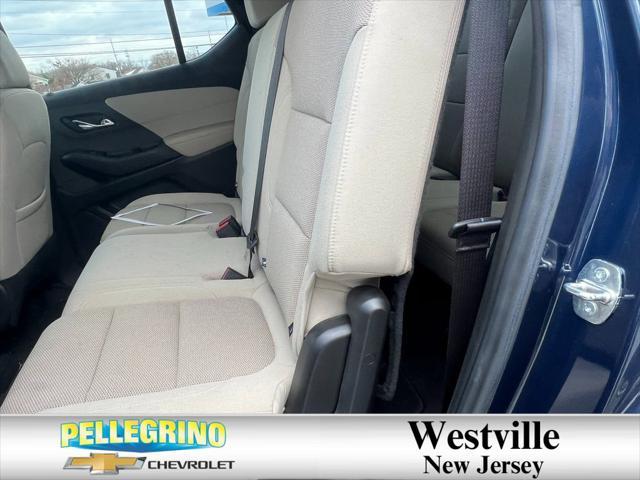 used 2022 Chevrolet Traverse car, priced at $29,900