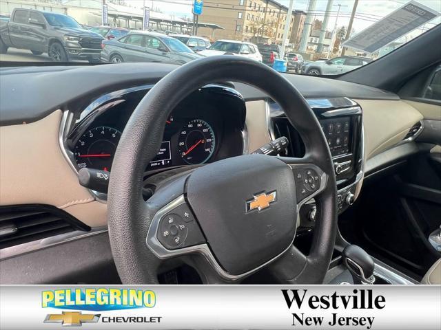 used 2022 Chevrolet Traverse car, priced at $29,900