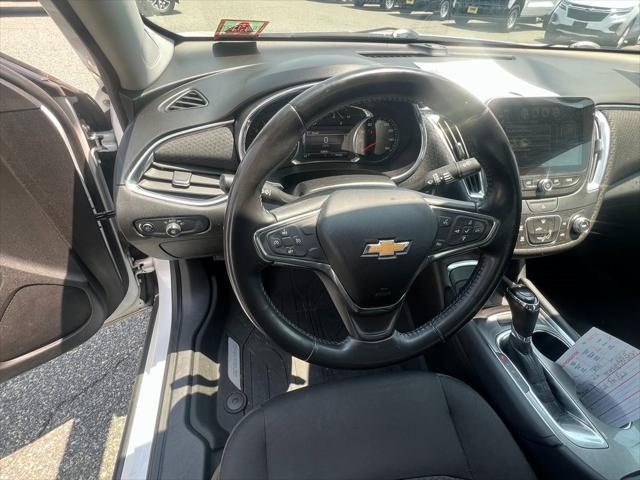 used 2018 Chevrolet Malibu car, priced at $14,777