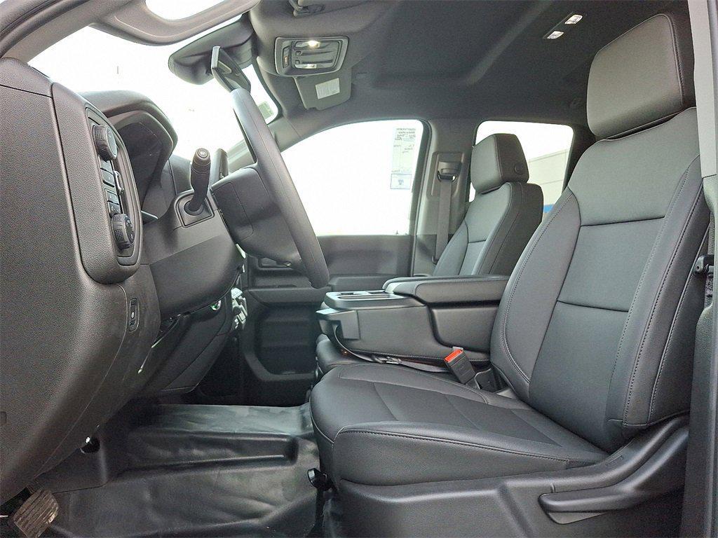 new 2025 Chevrolet Silverado 2500 car, priced at $69,990