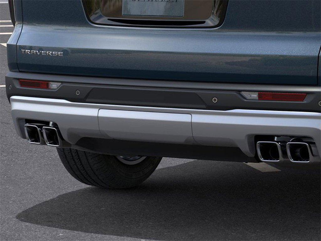 new 2026 Chevrolet Traverse car, priced at $47,140