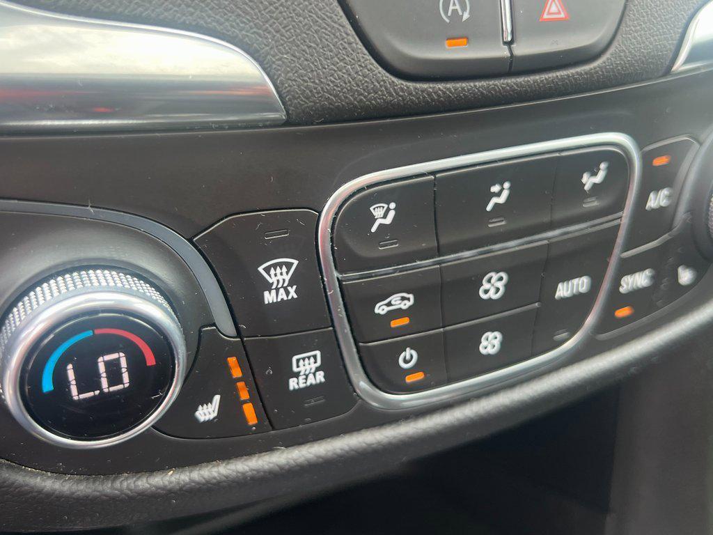 used 2022 Chevrolet Equinox car, priced at $22,770