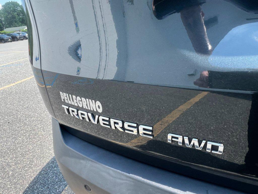 used 2019 Chevrolet Traverse car, priced at $22,900