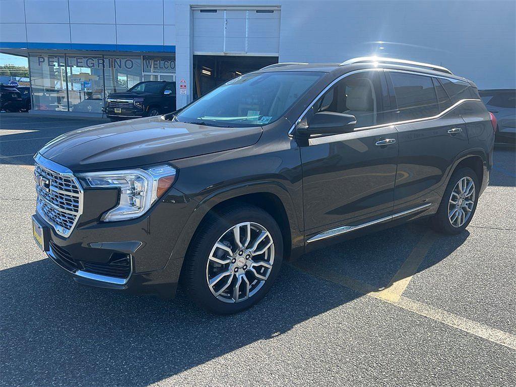used 2023 GMC Terrain car, priced at $29,900
