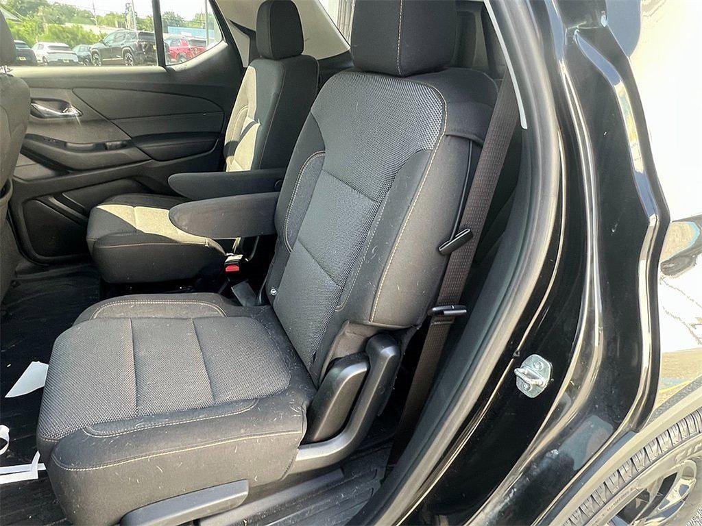 used 2021 Chevrolet Traverse car, priced at $21,770