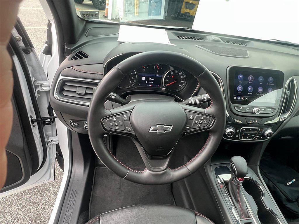 used 2022 Chevrolet Equinox car, priced at $23,880