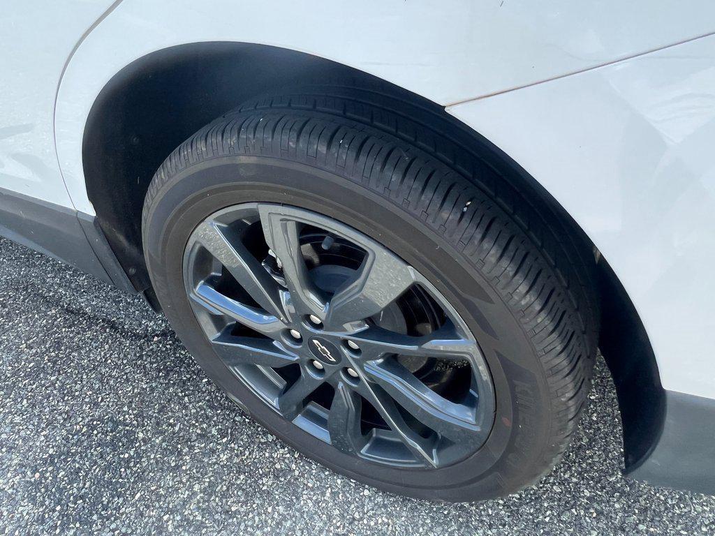 used 2022 Chevrolet Equinox car, priced at $26,700